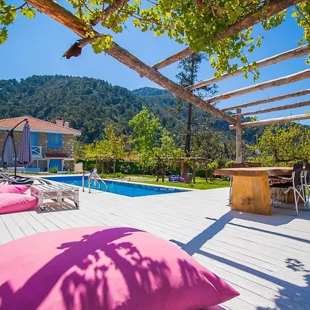 Villa Islamlar Sleeps 4 Pool Air Con Wifi