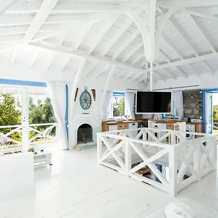 Islamlar Sleeps 4 Pool Air Con Wifi *